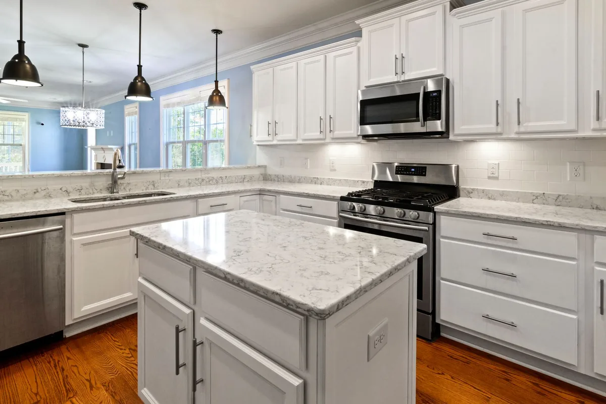 Filth & Squalor Cleanup in Roslyn Heights, NY